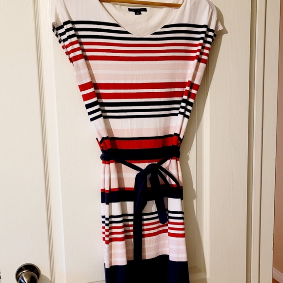 Lined dress - Picture 2 of 3